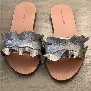 Loeffler Randall Birdie Ruffle slide sz 8 1/2